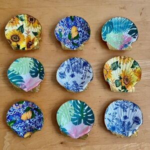 Colorful Decorative Shell Dishes
